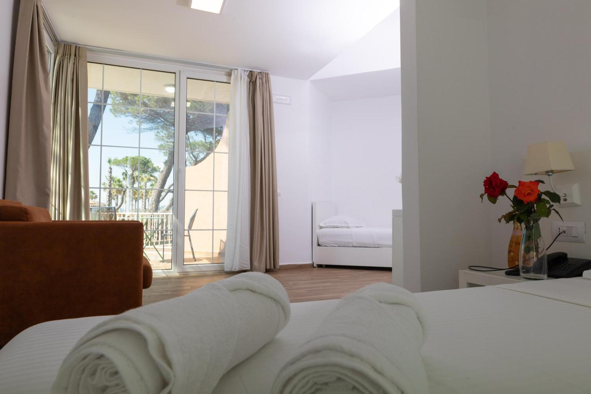 Prestige Resort 골렘 외부 사진